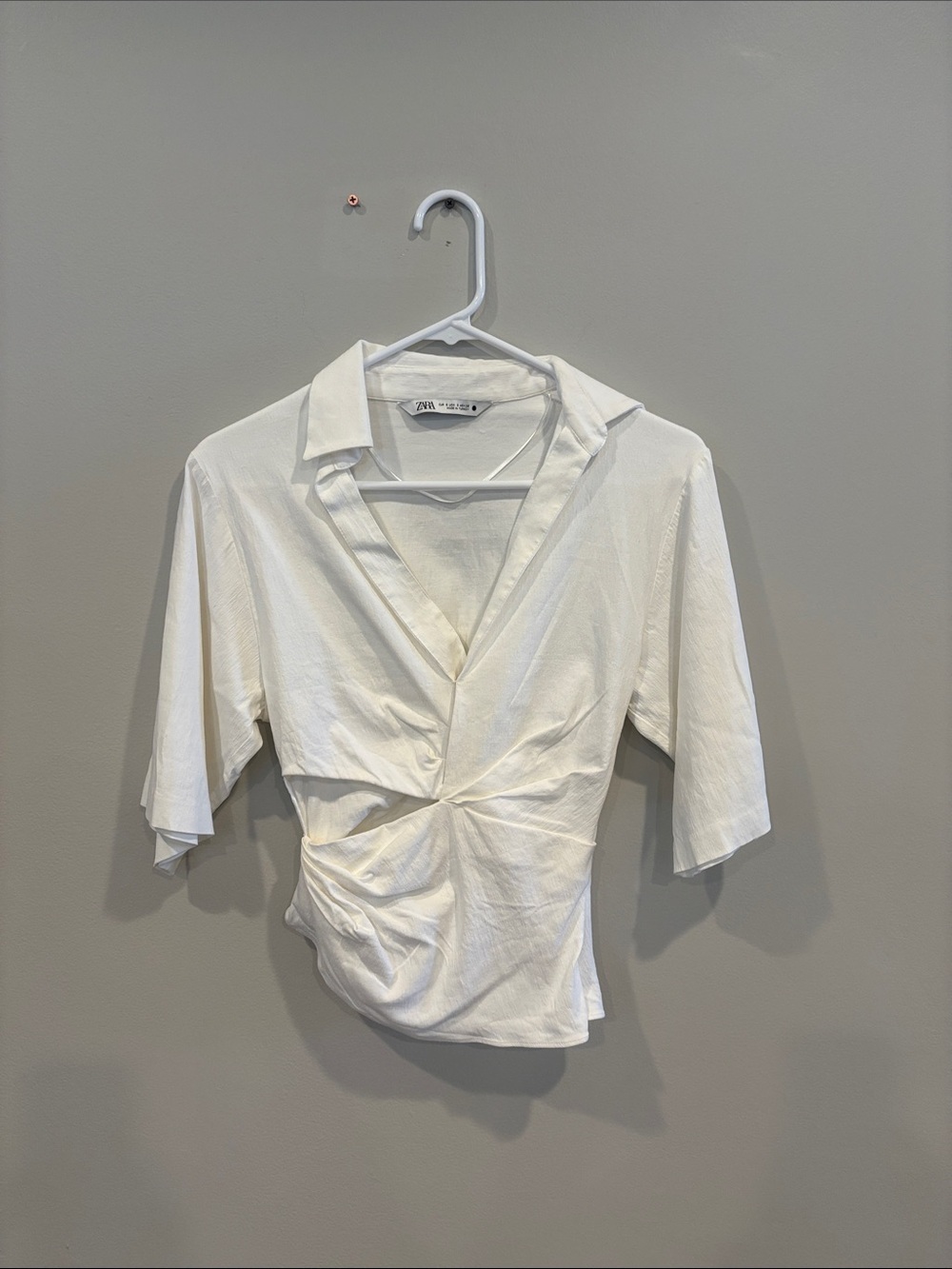 Zara Cream Twist-Front Collared Blouse - Picture 1 of 3
